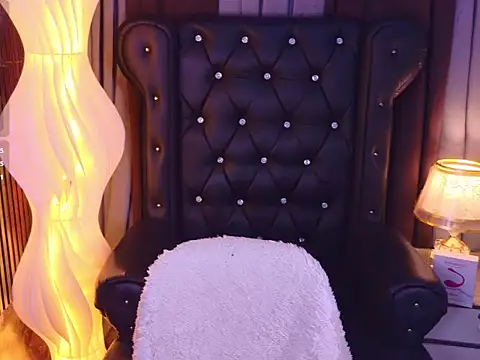 Naya_Hilton live sex cam