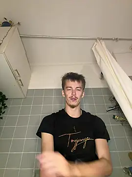 Toyjungee live sex cam