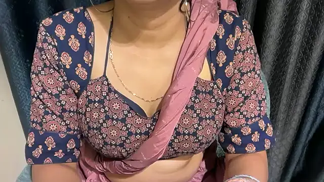 hot_spicey live sex cam