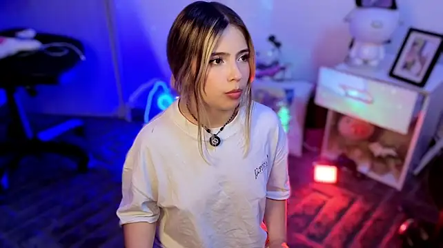EmilyMiller_ live sex cam