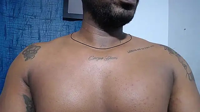 leandrohurtado69 live cam on StripChat