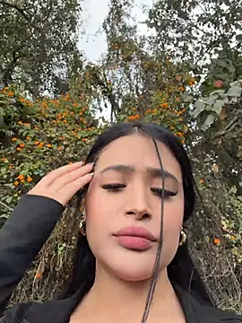Sara_fun live sex cam