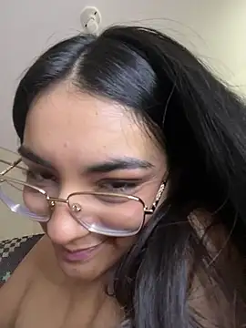 Cat2525 live sex cam