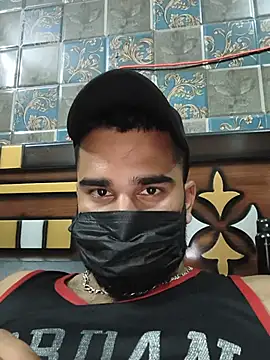 BeardKingoBack live sex cam