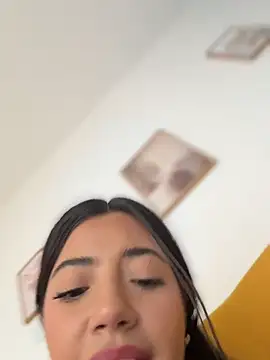 GoodGirlGoneBack live sex cam