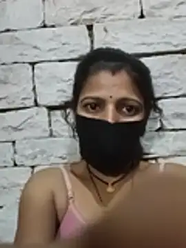 Divya-11431 live sex cam