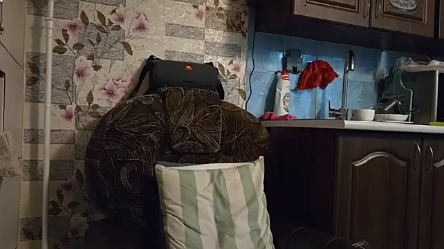Vuitton live sex cam