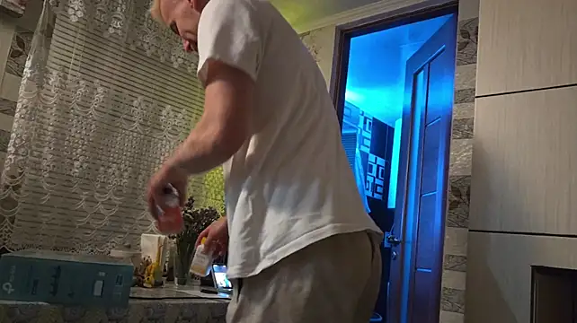 Vuitton live sex cam