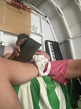 Haztogo4me live sex cam