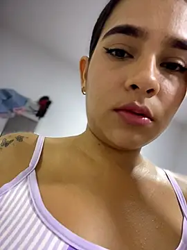_val_xxx (F young) - FULL NAKED + FINGERING PUSSY 🥵💦