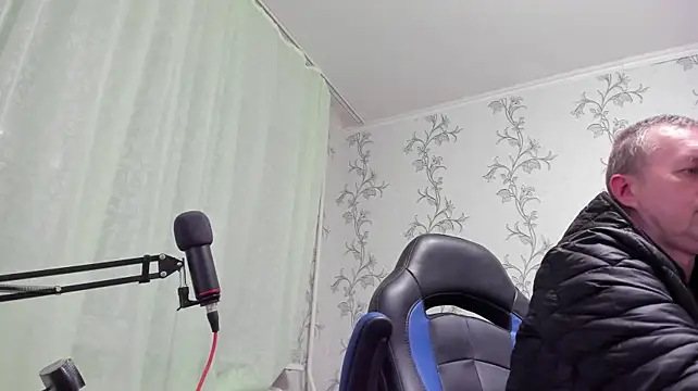 SanFrantsisko live cam on StripChat