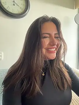 sukhakunis1 live sex cam