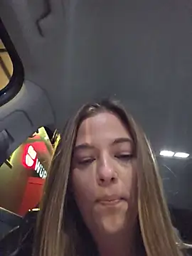 Luna_Lynn