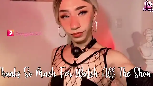 Littlebunny21 live sex cam