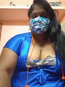 yalini1431 live cam on StripChat