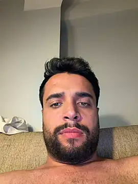Arin21201 live sex cam