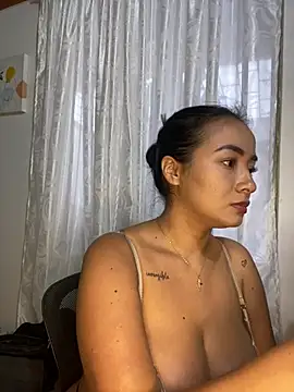 julietariios (F young) - sexy dancing with oil