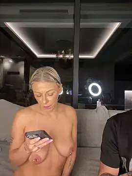 SexOnMyLvL live sex cam