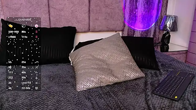 AronTawers live sex cam