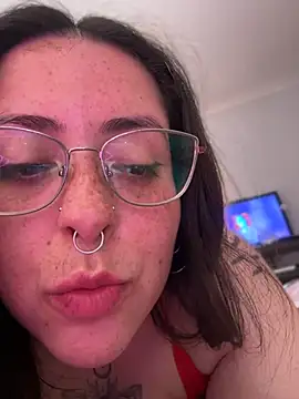 Mizztikaa live sex cam