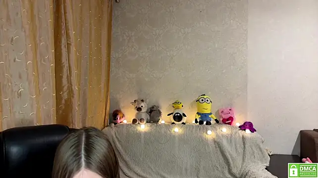 urcutiebunnyy live cam on StripChat