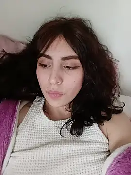 Ashlyvaldes live cam on StripChat