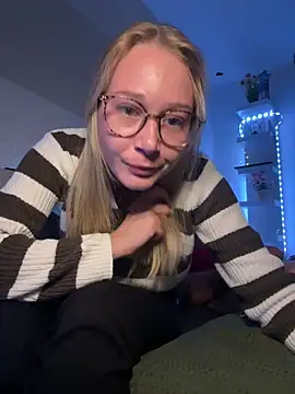 sweetgirl5511x live sex cam
