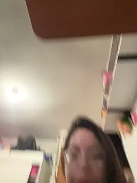 indiegirl666 (F young) - I love scarlet