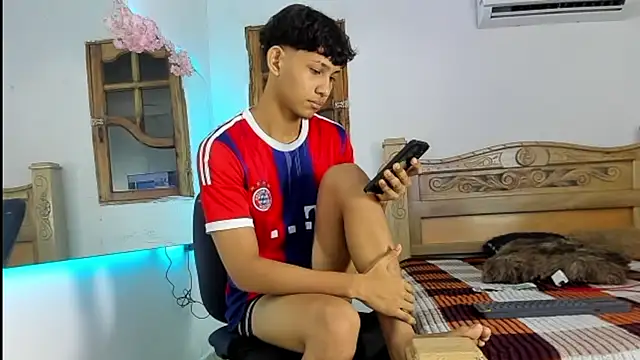 nedye_rouss live sex cam