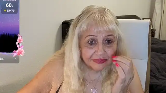SusiLifeXXX live sex cam