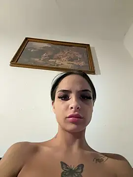 Evelin199 live cam on StripChat