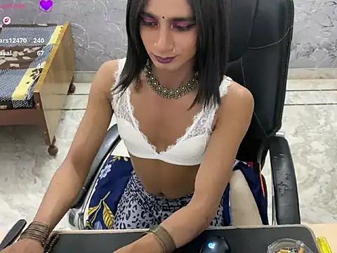 LuvLayla live sex cam