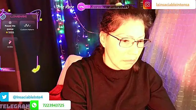 LaInsaciableIntensa live sex cam