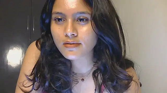 naira_fit (F young) - ak din ma hone vale goal show full body