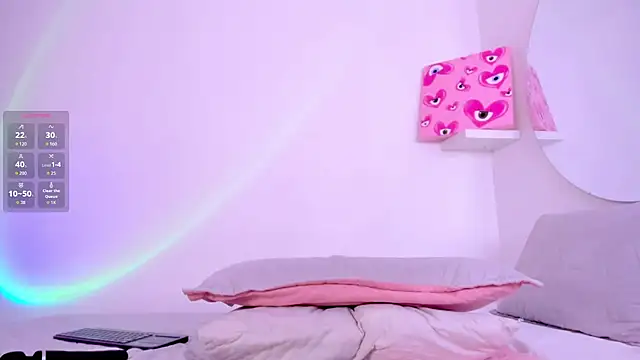 Catbaby888_ live cam on StripChat