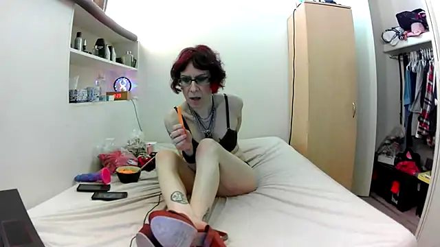 Empress_Lilith live cam on StripChat