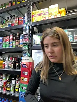 Andrea_19blonde