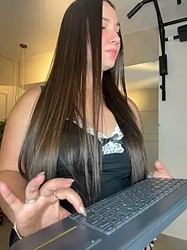 ava_blue live cam on StripChat