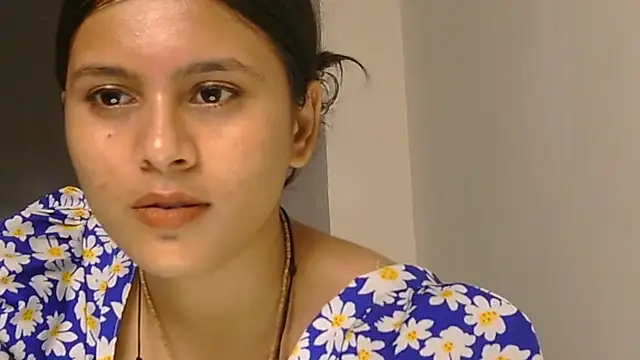 Naira_fit live sex cam