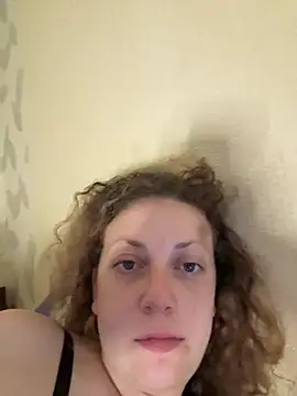 LusiDeam live cam on StripChat