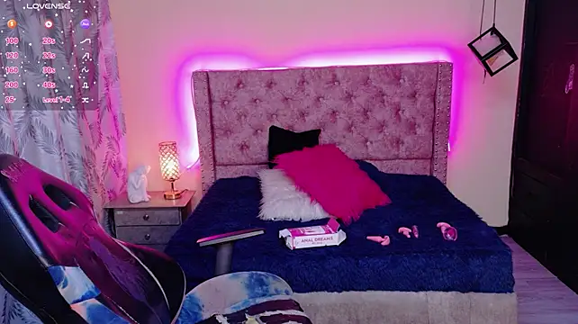 miss_hotbunny_ live cam on StripChat
