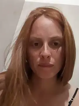 BrisaFle live cam on StripChat