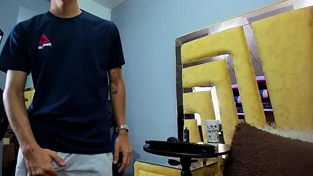 EstebanValdezs live sex cam