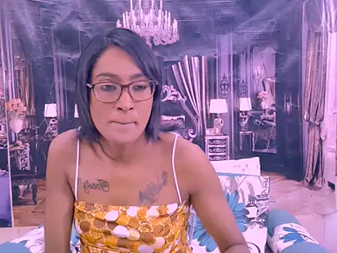 IndianRebel4u2Luv live cam on StripChat