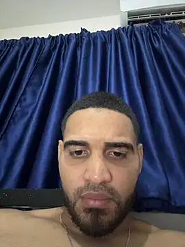 luismanuel_1998 live cam on StripChat