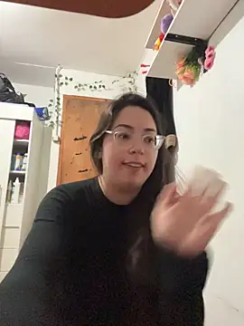indiegirl666 (F young) - I love scarlet