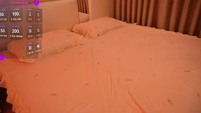 Lilly_Colins live cam on StripChat