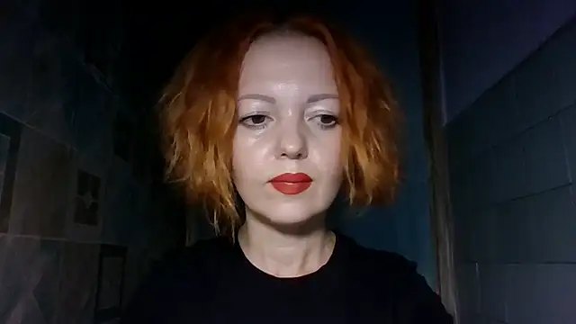 Millamiss live cam on StripChat