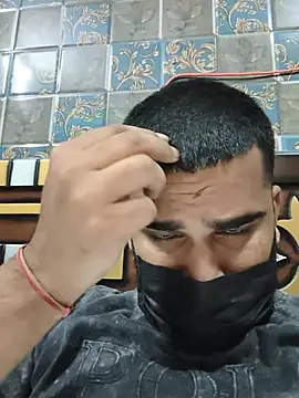 BeardKingoBack live sex cam