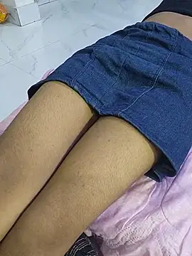 Paayal_0 live cam on StripChat